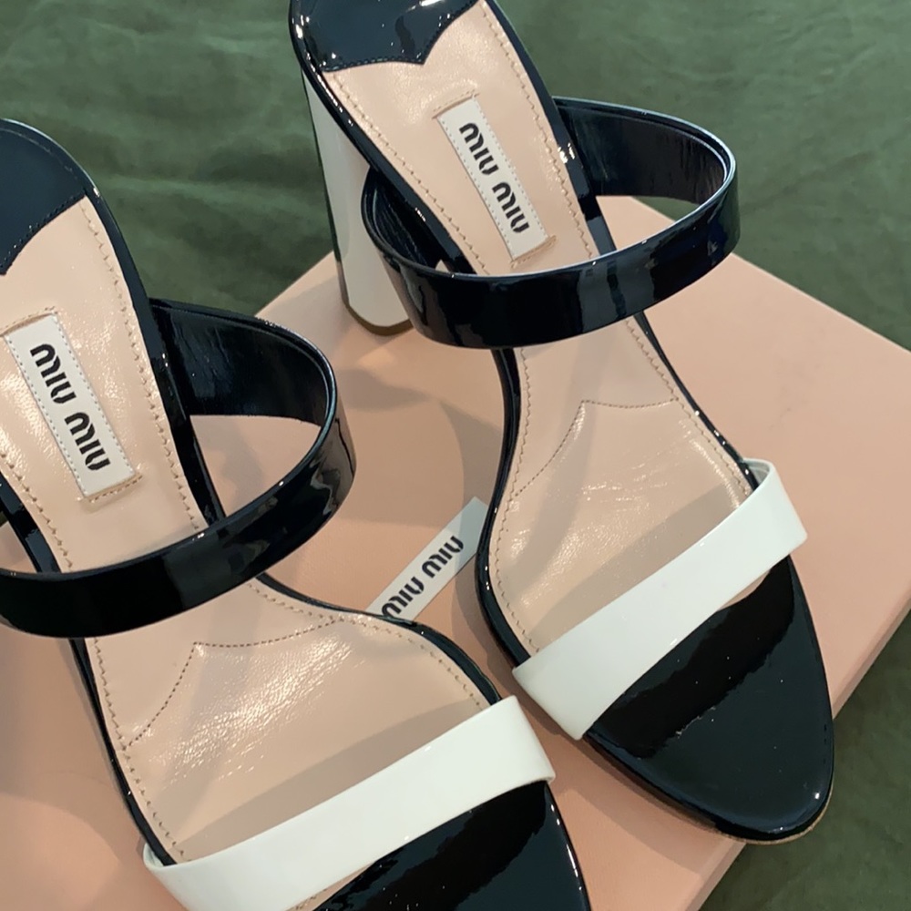 Miu Miu Vernice Bicolour heels BNIB 39 - Picture 9 of 9